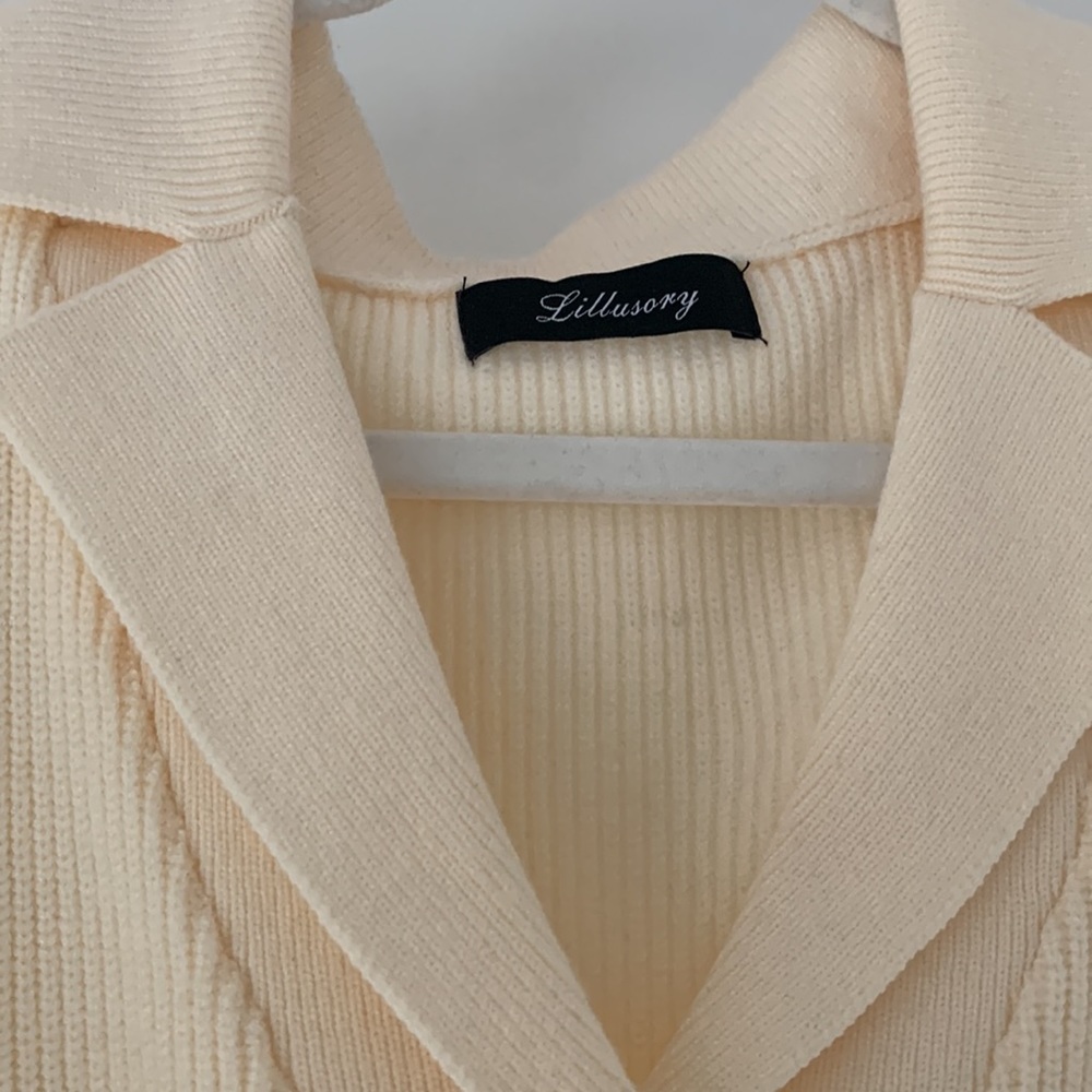LILLUSORY V Neck Pullover Knitted Henley Sweater - Picture 4 of 11